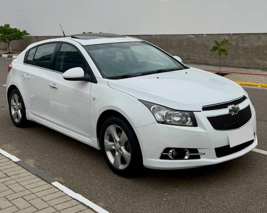 CHEVROLET CRUZE 1.8 LTZ SPORT6 16V FLEX 4P AUTOMÁTICO CHEVROLET CRUZE 1.8 LTZ SPORT6 16V FLEX 4P AUTOMÁTICO